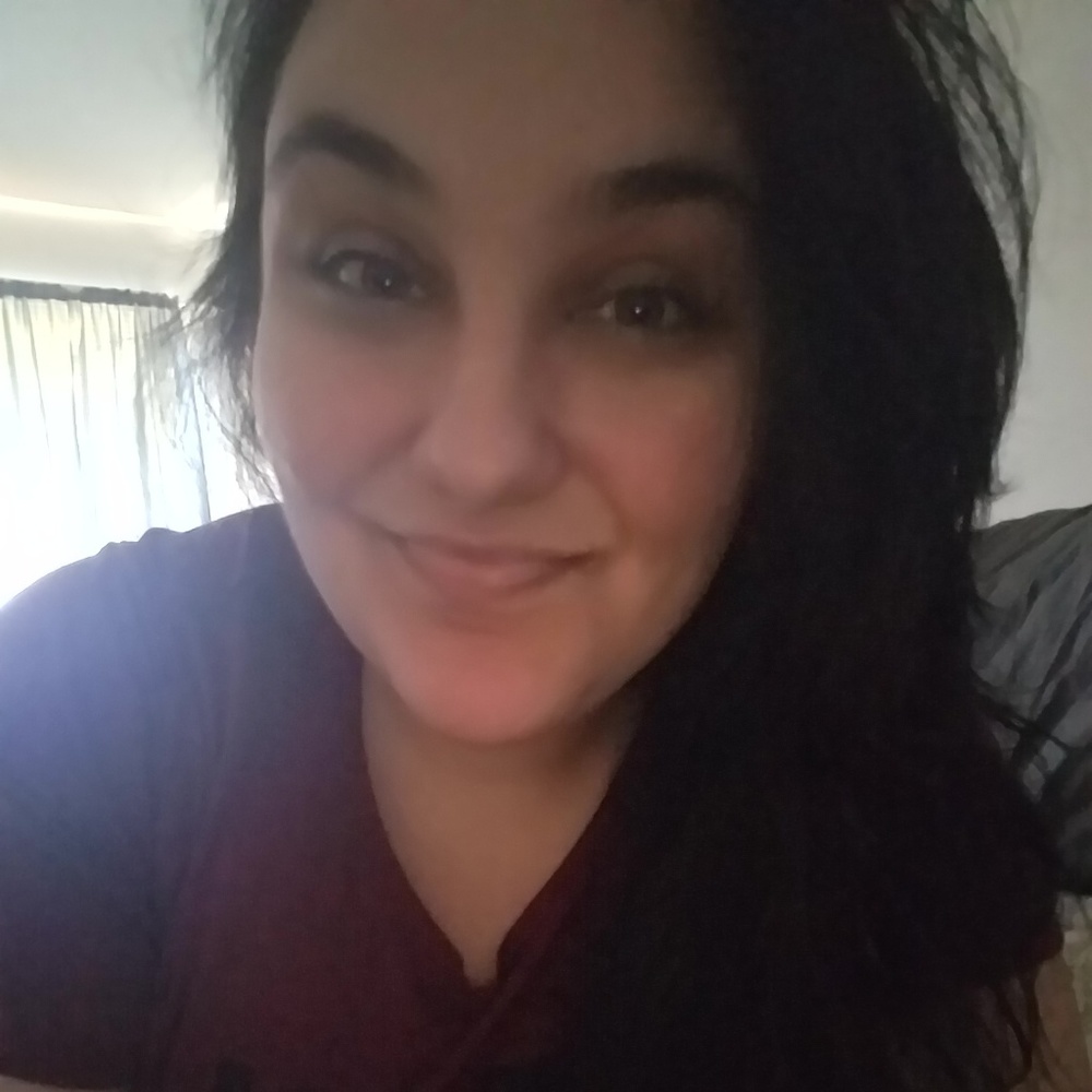Meet your Posher, Suzanne